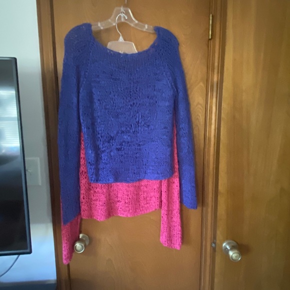 Two (2) Slightly Oversized Sweaters EUC. - Picture 5 of 6